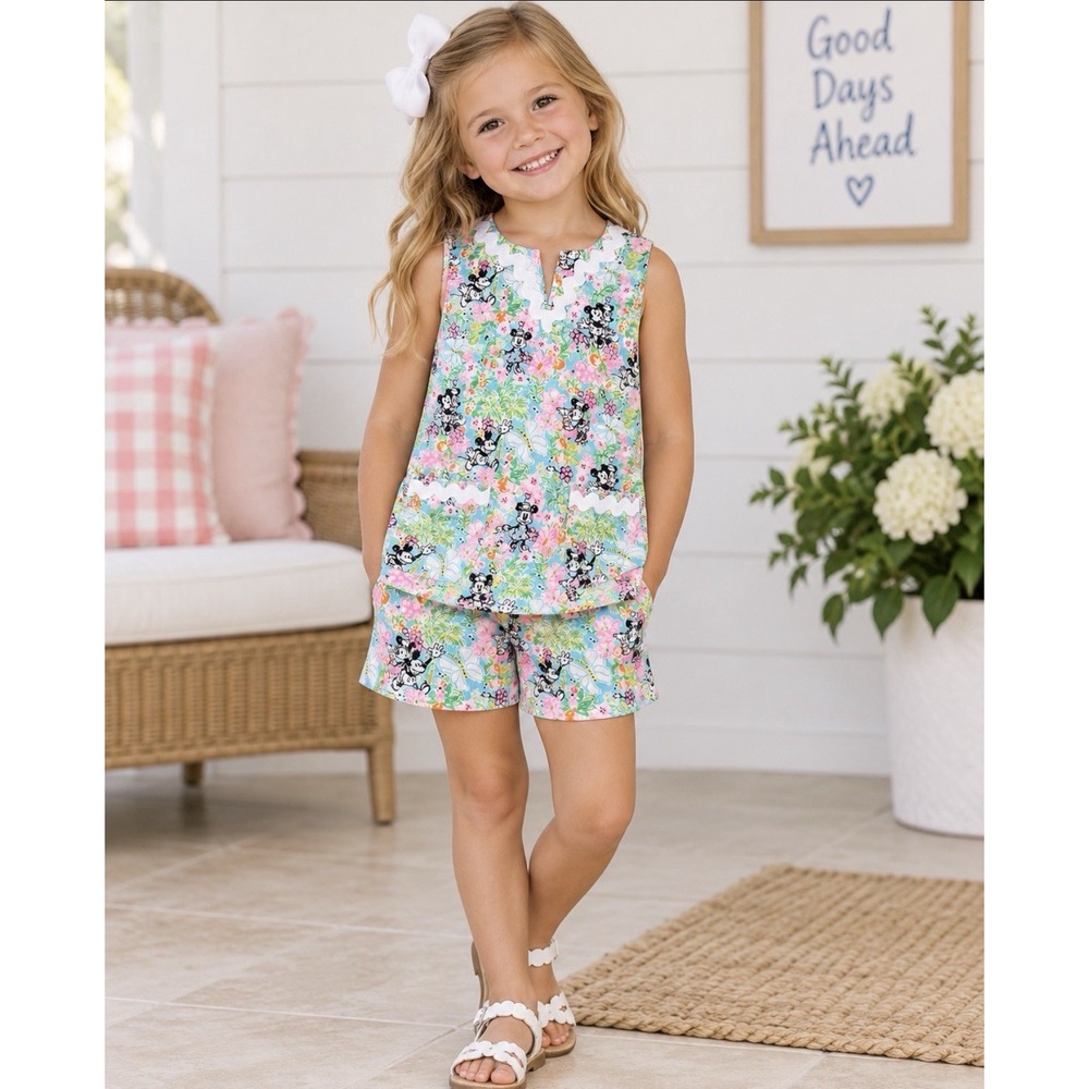 Disney x Lilly Pulitzer Girls Size 8 Mickey Minnie Floral 2 Piece Shorts Set